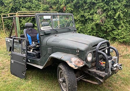 Toyota Land Cruiser FJ40 1978 4,2l Scheunenfund