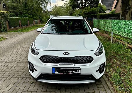 Kia Niro Hybrid Vision, AHK, LHK, 21000 km
