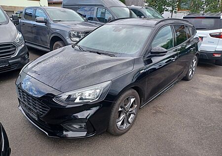 Ford Focus 1,5 ** ST Line / AUTO ** mit Garantie