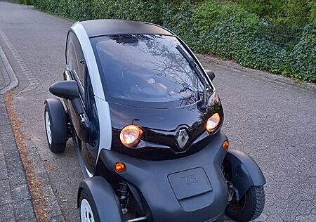 Renault Twizy 45 - fahren ab 15 Jahren