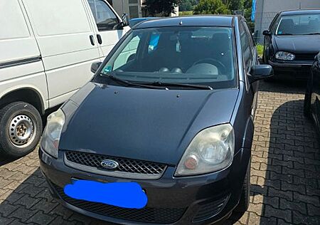 Ford Fiesta 1,4 16V Style Style