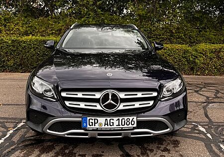 Mercedes-Benz E 220 d 4MATIC T All-Terrain Autom. All-Terrain