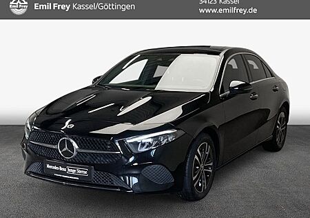 Mercedes-Benz A 200 Limo Progressive Advanced AHK PANO Memo uv