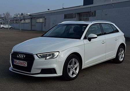 Audi A3 Sportback 30 TFSI Autom. Xenon Navi 1.Hand