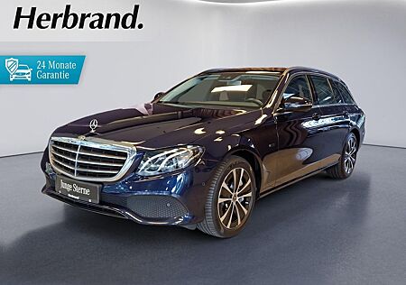 Mercedes-Benz E 300 de T AHK Pano LED Kamera Comand
