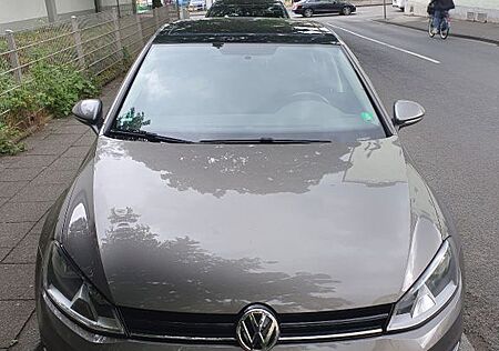 VW Golf Volkswagen 1.2 TSI *70.300km* BMT Panoramadach