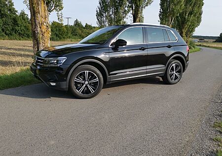 VW Tiguan Volkswagen 2.0 TDI SCR 140kW DSG 4MOTION OFFROAD...