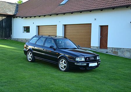 Audi RS2