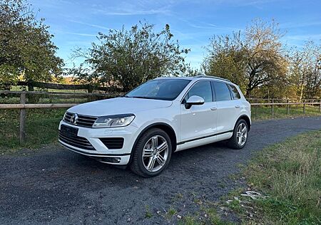 VW Touareg Volkswagen 3.0 V6 TDI SCR Tiptr. Terrain Tech -