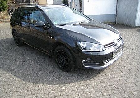 VW Golf Volkswagen VII Variant Lounge/ P-Dach/AHK/2Z-Klima