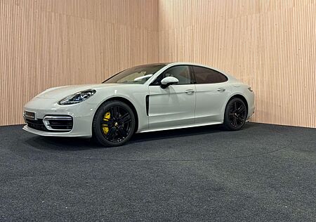 Porsche Panamera 4 E-Hybrid Platinum Edition| P