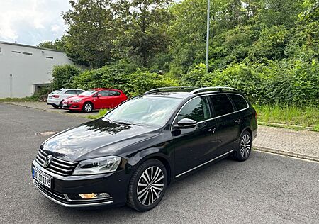 VW Passat Variant Volkswagen 2.0 TDI DPF DSG Highline Vari...