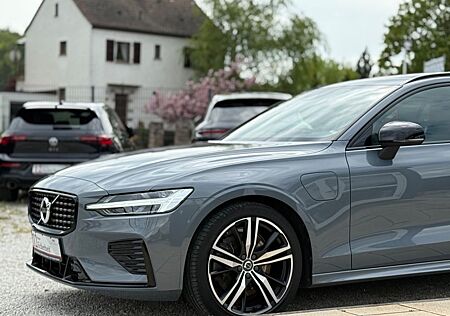 Volvo V60 T6 AWD R Design Recharge PANO AHK H&K 19Zoll