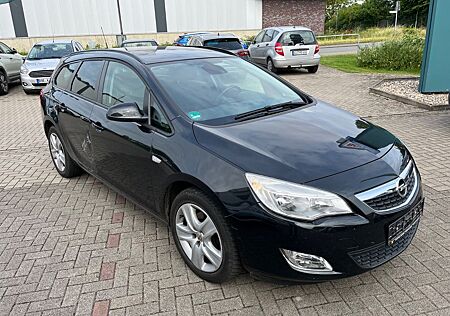 Opel Astra J Sports Tourer Design Edition