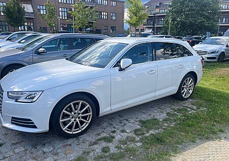 Audi A4 2.0 TDI S tronic design Avant design