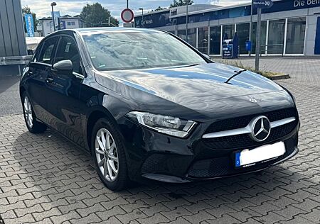 Mercedes-Benz A 250 e