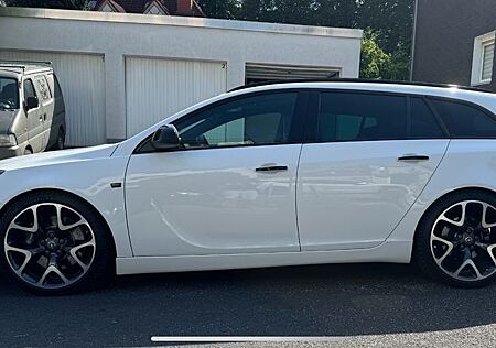 Opel Insignia Sports Tourer OPC 2.8 V6 Turbo 4x4 Aut.