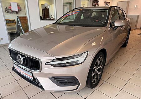 Volvo V60 Kombi Core/ 1.HAND/SCHECKHEFT/8.FACH BEREIFT