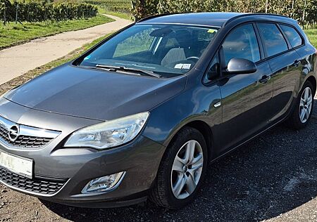 Opel Astra Sports Tourer 1.7 CDTI Design Edition ...