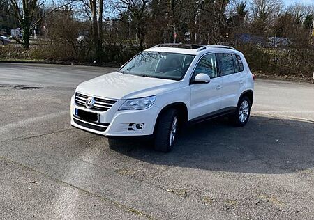 VW Tiguan Volkswagen 2.0 TDI 4MOTION Sport & Style, Pano