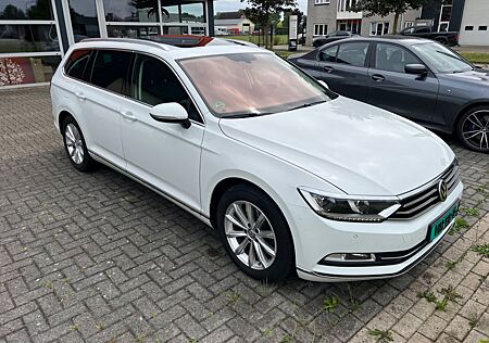 VW Passat Volkswagen 2.0 TDI SCR DSG Highline LEDER PANO LED!