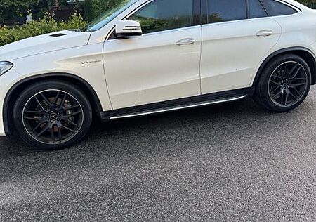 Mercedes-Benz GLE 63 AMG Mercedes-AMG GLE 63 4MATIC Merced...