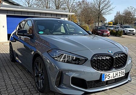 BMW M135i xDrive frischer großer Service!