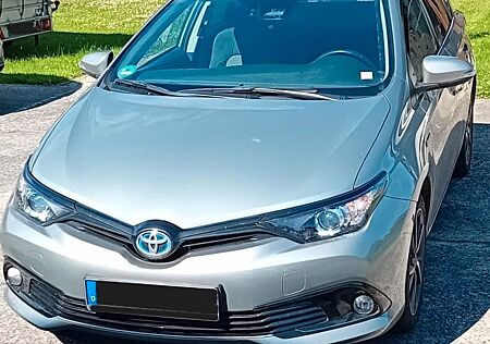 Toyota Auris Hybrid (Team-D) 1.8L | TÜV NEU