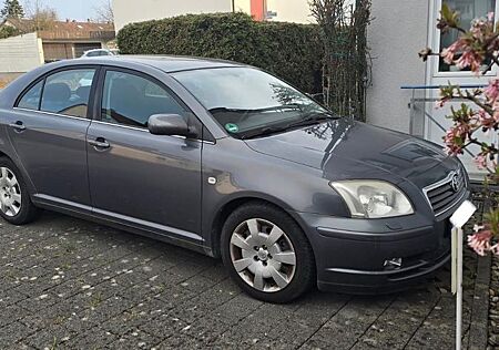 Toyota Avensis 1.8 VVT-i
