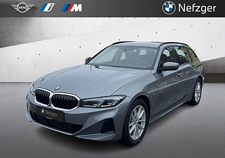 BMW 330 e Touring Park-Assistent AHK LED HiFi