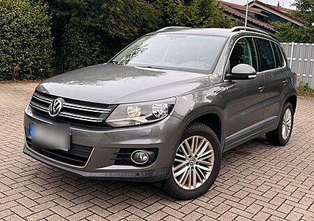 VW Tiguan Volkswagen 2.0 TDI 4-Motion AHK*TÜV...