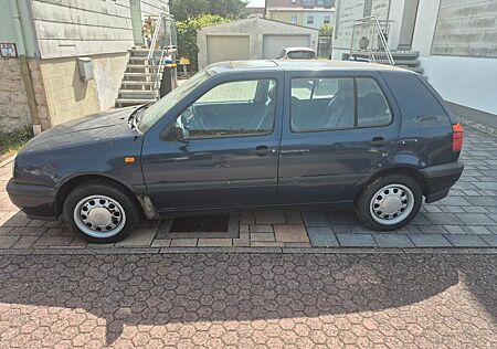 VW Golf Volkswagen 1.8 55kW GL GL