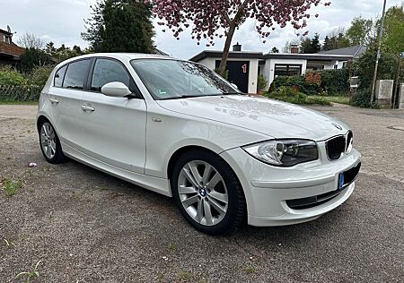 BMW 116i - Vollleder, Tempomat, Sitzheizung, PDC etc