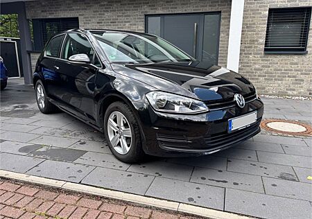 VW Golf Volkswagen 1.2 TSI 63kW / Seriöser Vorbesitz / TipTop
