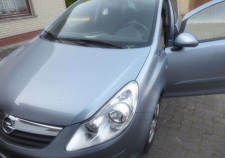 Opel Corsa D Edition "Behindertengerecht Rollstuhl"