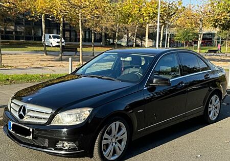 Mercedes-Benz C 200 KOMPRESSOR AVANTGARDE AVANTGARDE