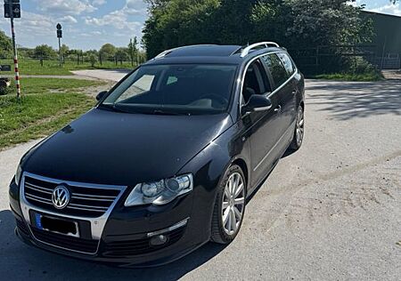 VW Passat Volkswagen 2.0 TDI DPF DSG 125kW R-Line Edition ...