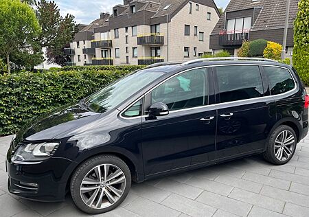 VW Sharan Volkswagen 2.0 TDI DSG BlueMotion Tech Highline ...