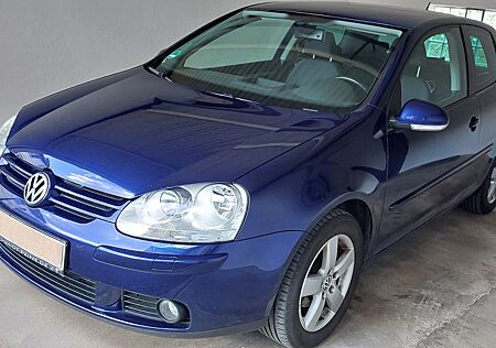 VW Golf Volkswagen V United 1.6 Shadow Blue Metallic
