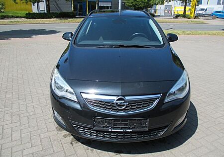 Opel Astra J Sports Tourer Design Edition