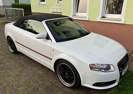 Audi A4 3.2 FSI tiptronic quattro Cabriolet -