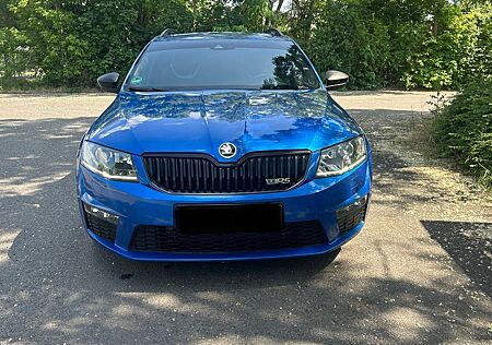 Skoda Octavia 2.0 TDI DSG RS Combi RS