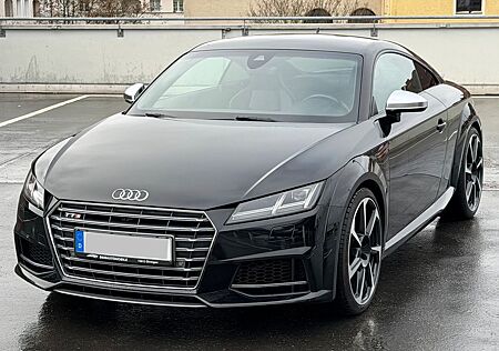 Audi TTS Coupe 2.0 TFSI quattro -Voll
