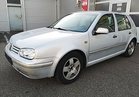 VW Golf Volkswagen 4 1.6 SR TÜV bis: 03/2026 Zahnriemen NEU