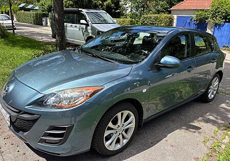 Mazda 3 1.6 Center-Line Center-Line