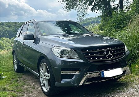 Mercedes-Benz ML 350 BlueTEC 4MATIC AMG mit HU - MB-Scheckheft