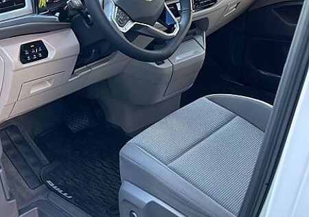 VW T7 Multivan Volkswagen 2.0 TDI SCR DSG -