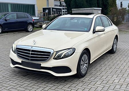 Mercedes-Benz E 200 d *Automatik*Navi*PDC*LED*Schiebedach*