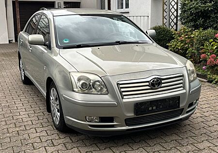 Toyota Avensis Sol 2,0-l-VVT-i Automatik Sol Fließheck