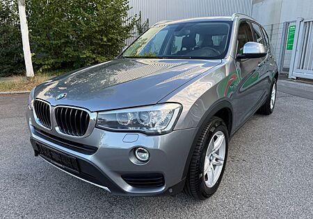 BMW X3 xDrive 20 d Advantage Xenon* Pano* AHK*